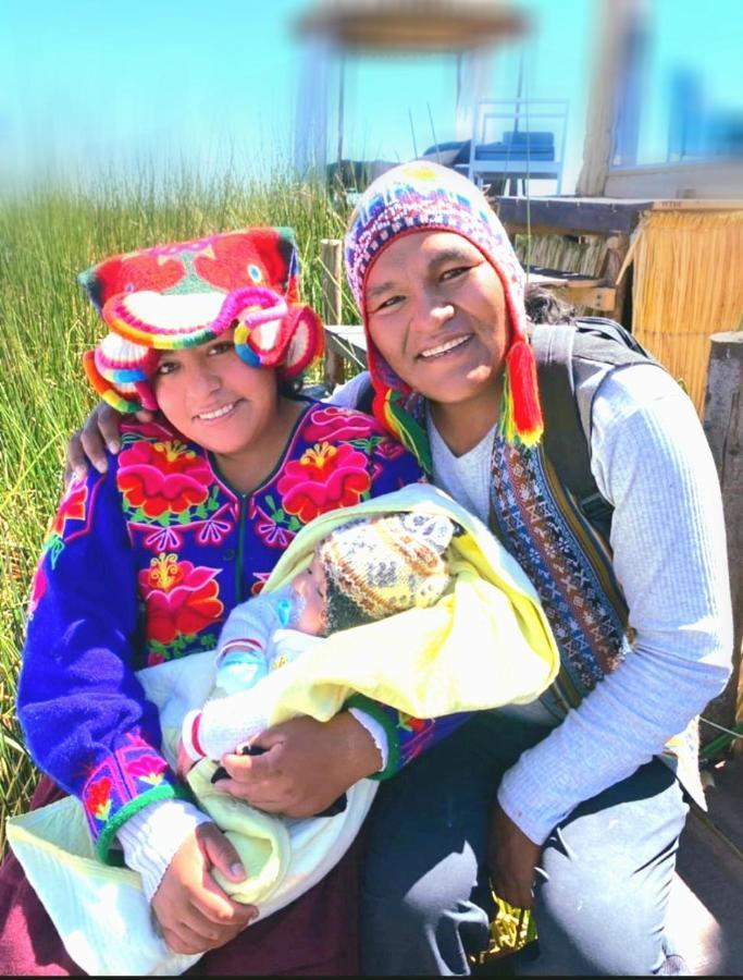Uros Kay Pacha Lodge Пуно Екстериор снимка