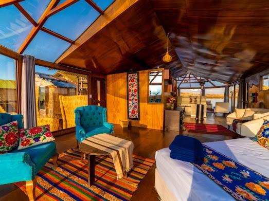 Uros Kay Pacha Lodge Пуно Стая снимка